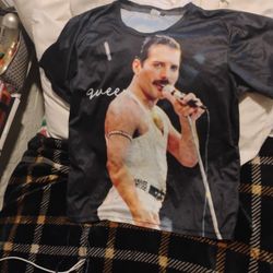 Large Shirt Queen T Shirt