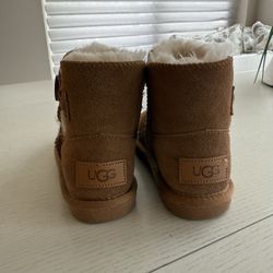 Ugg Boots Brown (toddler Size 10)