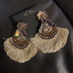 Noir Earrings