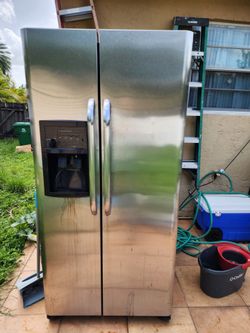 Nevera Frigidaire Stainless Steel