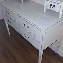 Shabby Chic Dresser Or Vanity