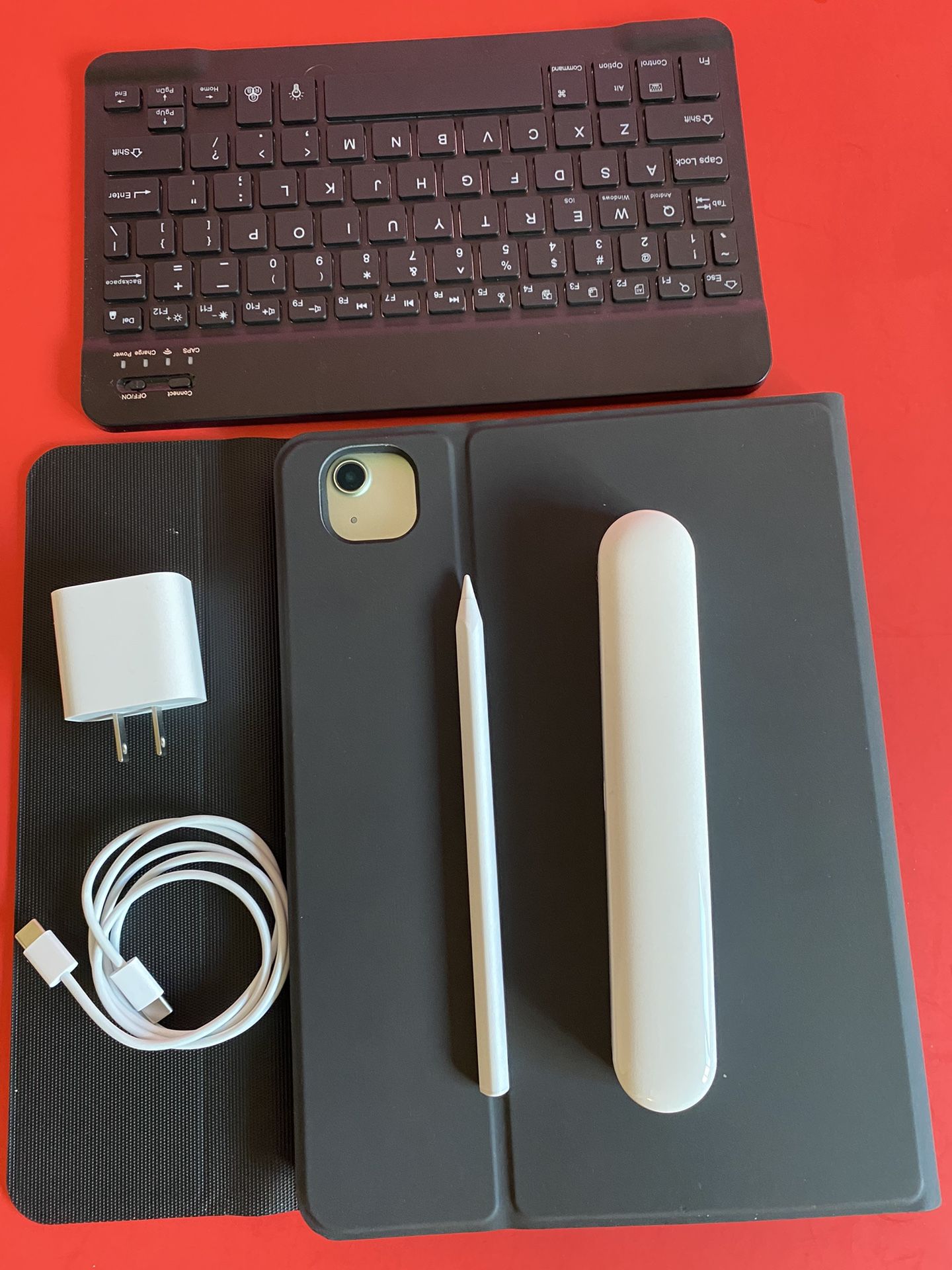 256GB Apple IPad Air 4th Generation (10.9” Liquid Retina/ 2020 Model) Wifi +Cellular (AT&T/T mobile etc) with pen, Keyboard & Accessories