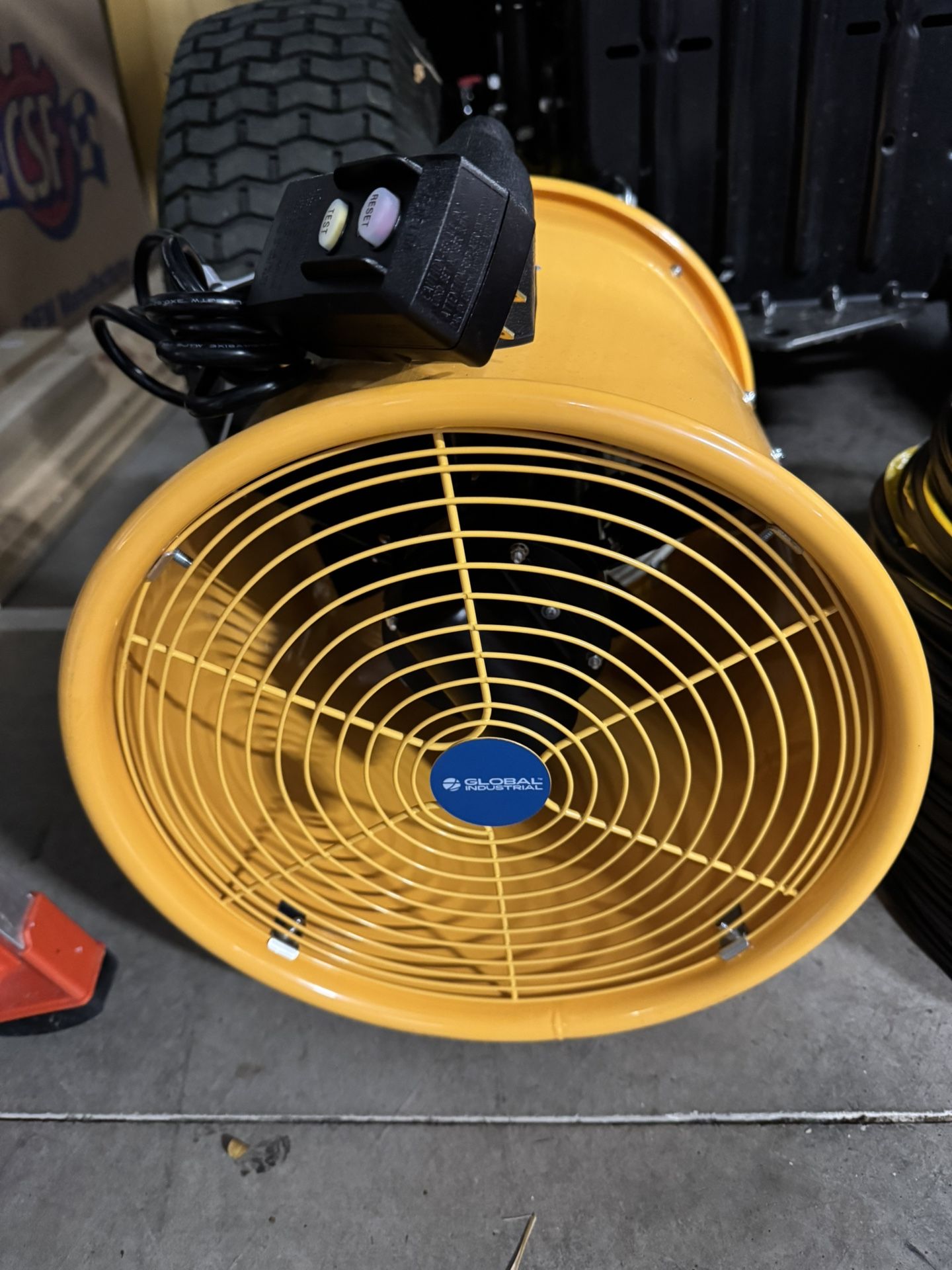 Portable Exhaust Fan 2 Speed With Duct (NEW)