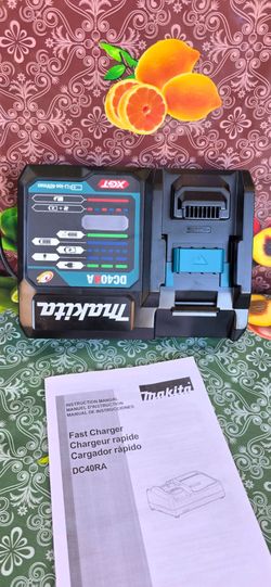 Makita
40V Max XGT Rapid Optimum Charger