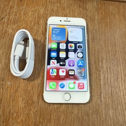 Apple iPhone 7 128GB Unlocked iOS Smartphone
