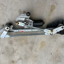 Windshield Wiper Motor & Assembly
