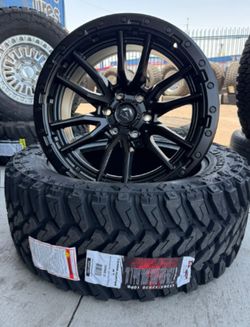 Fuel 20x10 6x139 On 285 70 17 Venum Power Mt Tires