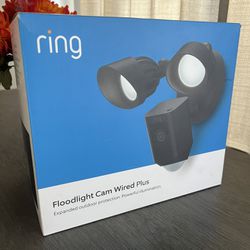 Floodlight Cam Wired Plus Ring