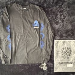 Size small chrome heart longsleeve