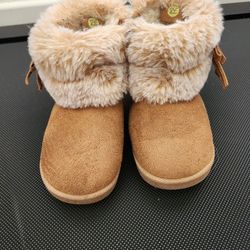 Winter boots