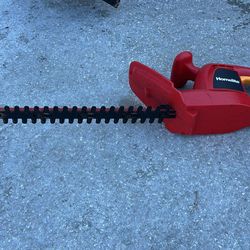 Homelite 2.7 Amp Electric Hedge Trimmer - USED