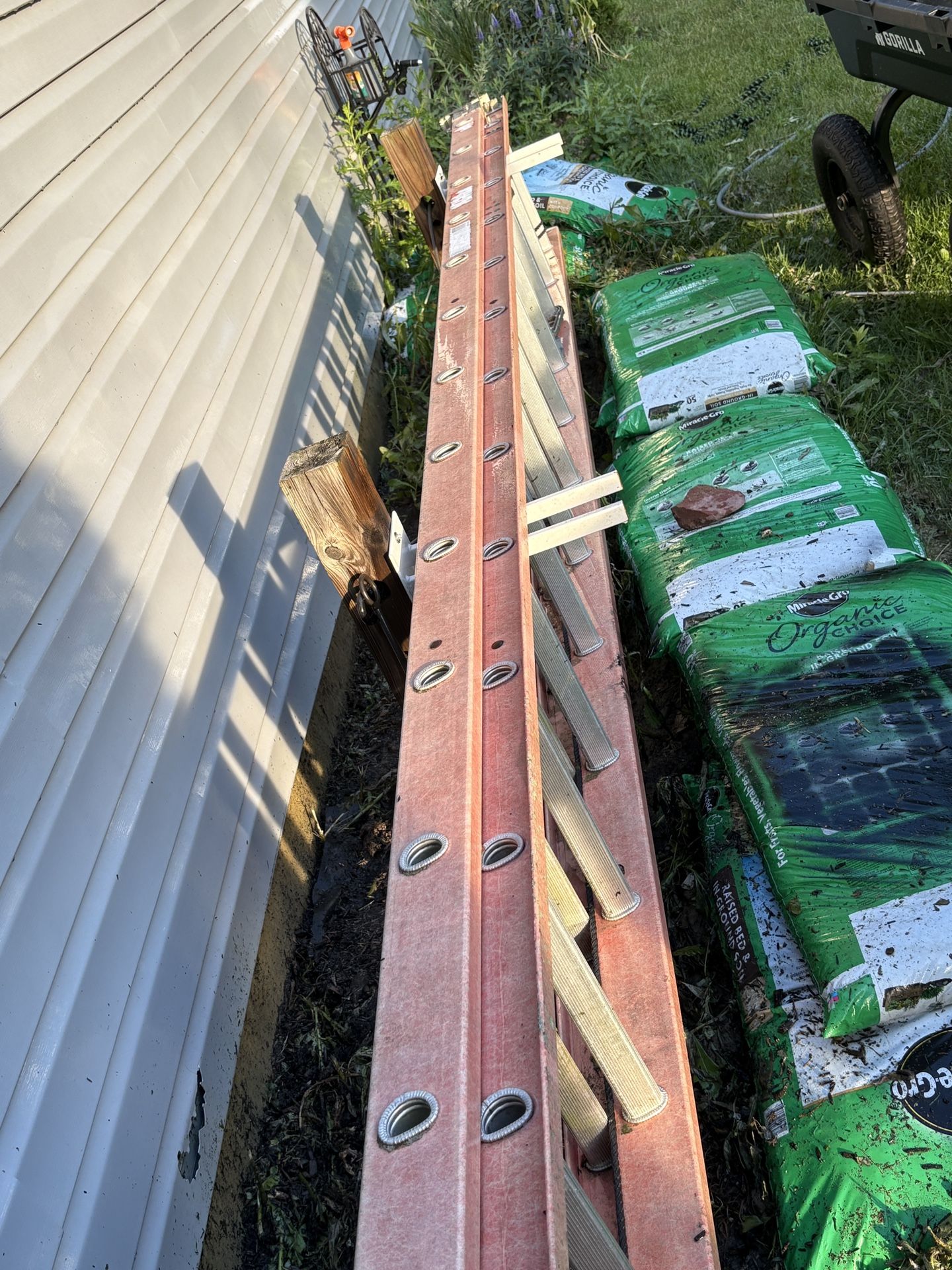 Werner 32 Foot Extension Ladder