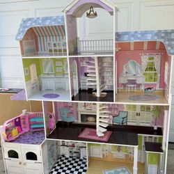 Huge Kids Roll Play House 