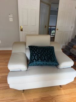 White Leather Oversized Accent Chair Set