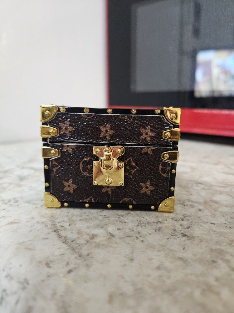 LV Designer Airpods Pro Case