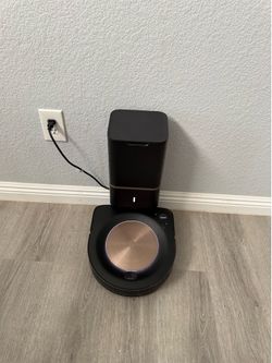 Used iRobot Roomba S9+ Self-Emptying Robot Vacuum