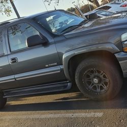 2002 Chevrolet Tahoe