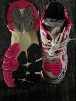 Pink and white balenciagas size 43