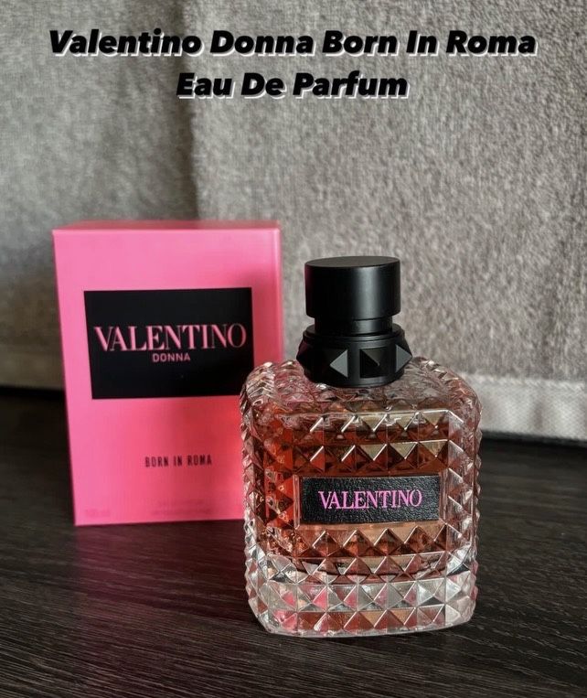Valentino Donna Born In Roma