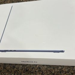 Apple macbook air M2 15 inch with apple care plus plan 
