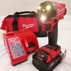 M18 Milwaukee SURGE Hydraulic Impact Drill Combo Kit 