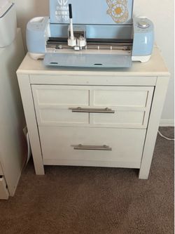 2 drawer night stand