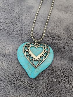 Beautiful Turquoise Heart Necklace 
