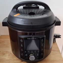 Instant Pot Pro 6 Quart Pressure Cooker