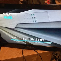 19 Inches Insignia TV With Universal Remote. ( No Sound)