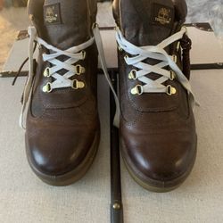 Men’s Size 11 Timberland Field Boots