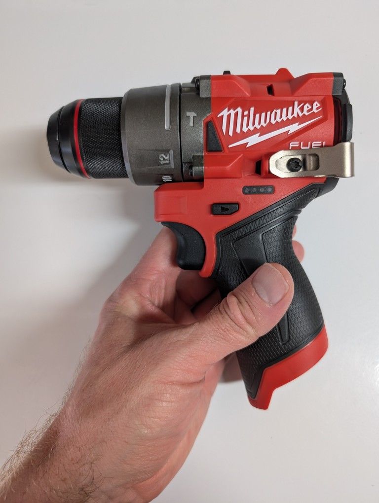 New Milwaukee m12 Hammer drill