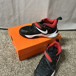 Team Hustle Nike Toddler 11.5C