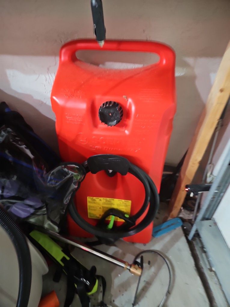 Free 14 Gallons Of FUEL 87 About 8 Months Old - READ DESCRIPTION