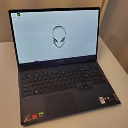 Lenovo Legion 5i - 17" Premium Gaming LAPTOP - Like New
