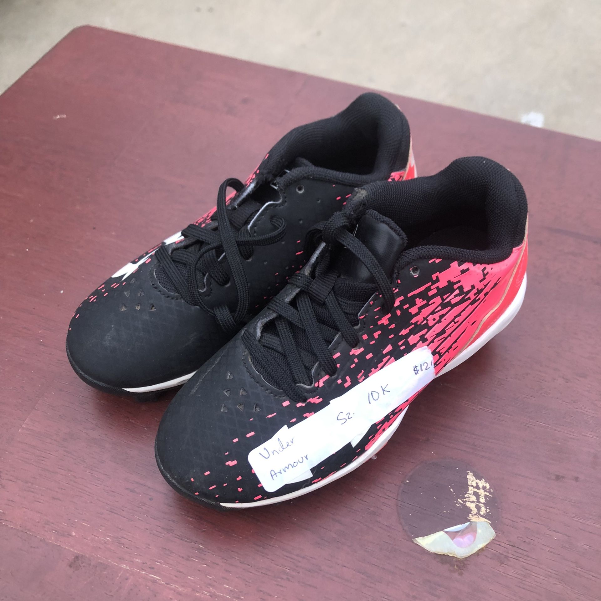 Under Armour Softball Baseball Cleats 10k $12,
