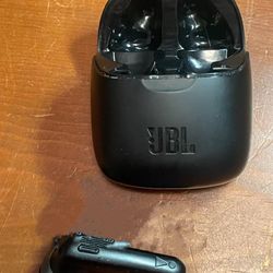 JBL Tunes 225TWS - True Wireless Bluetooth  Left side ONLY Earbud - Black - JBLT225TWSBLKAM