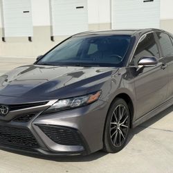 2022 Toyota Camry 