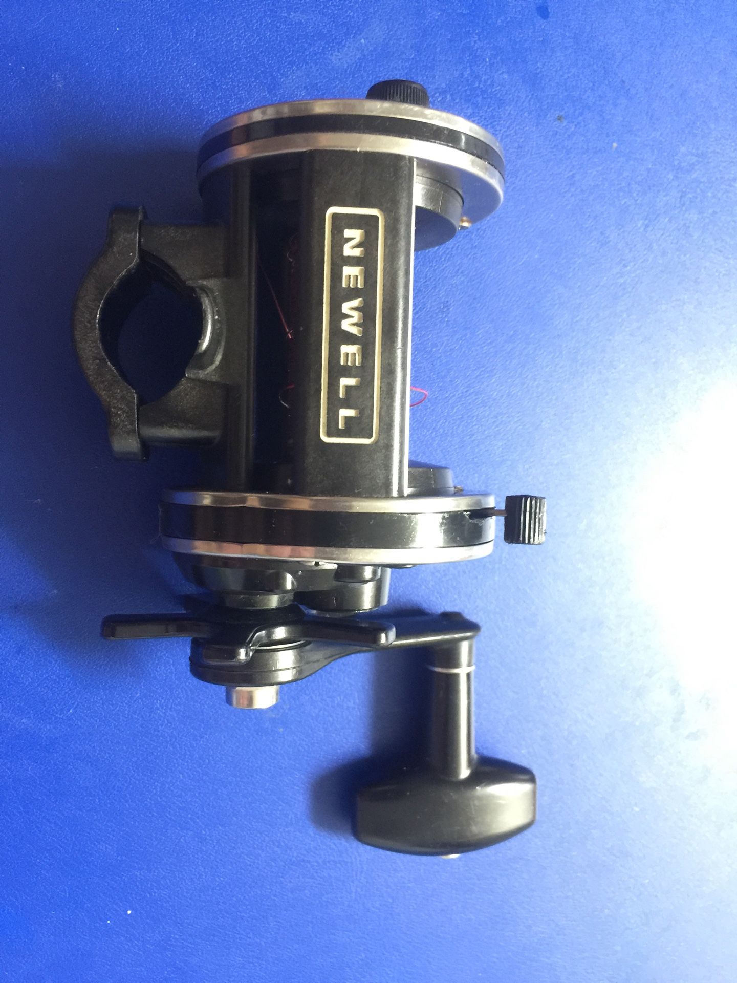Newell G235-F fishing reel $150