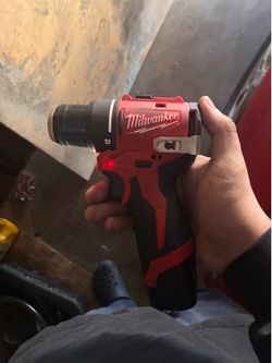 Milwaukee M12 Brushless drill
