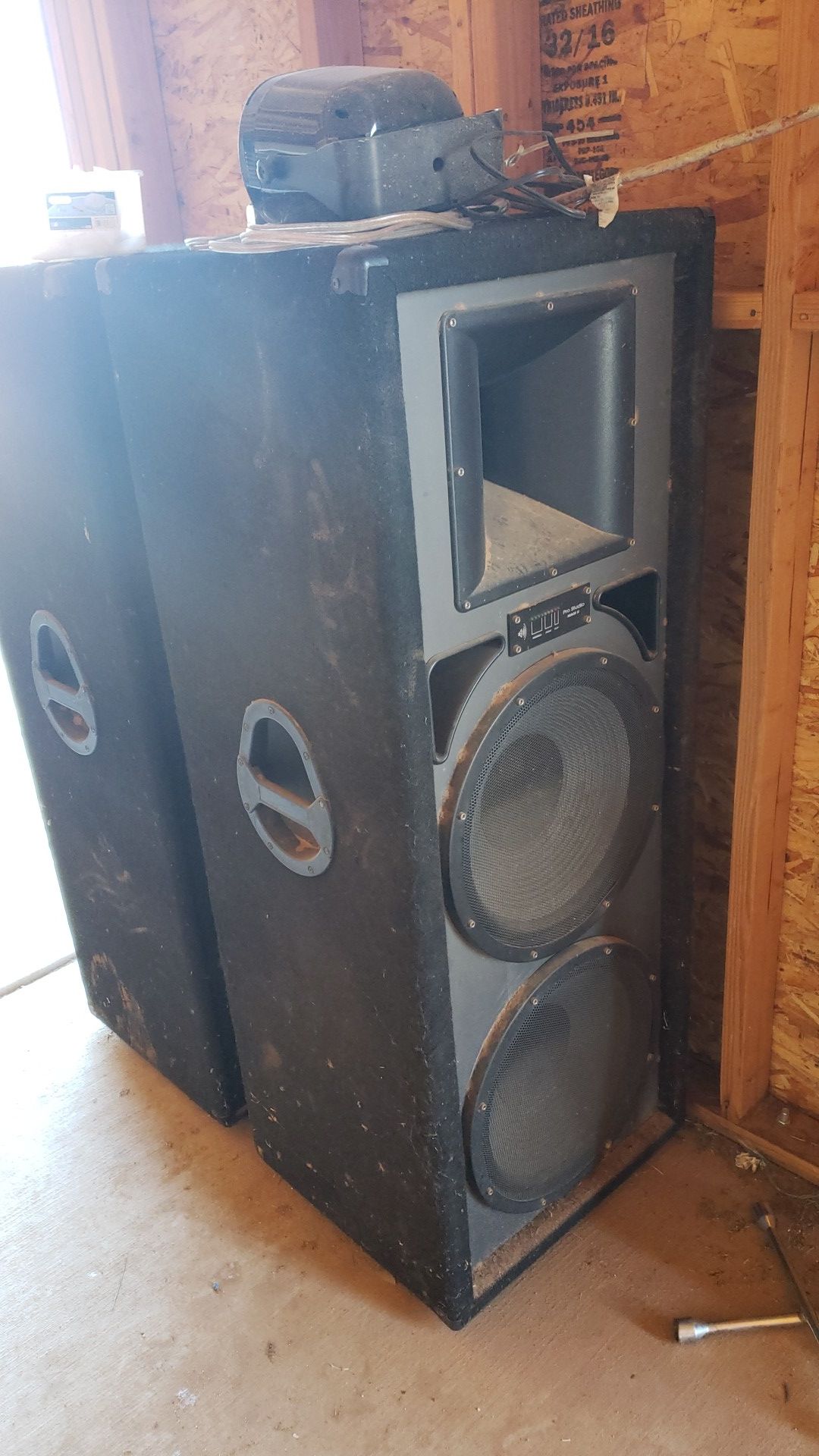 Pro studio mach 2 speakers for Sale in Scottsdale, AZ OfferUp