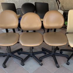 Office Chairs 