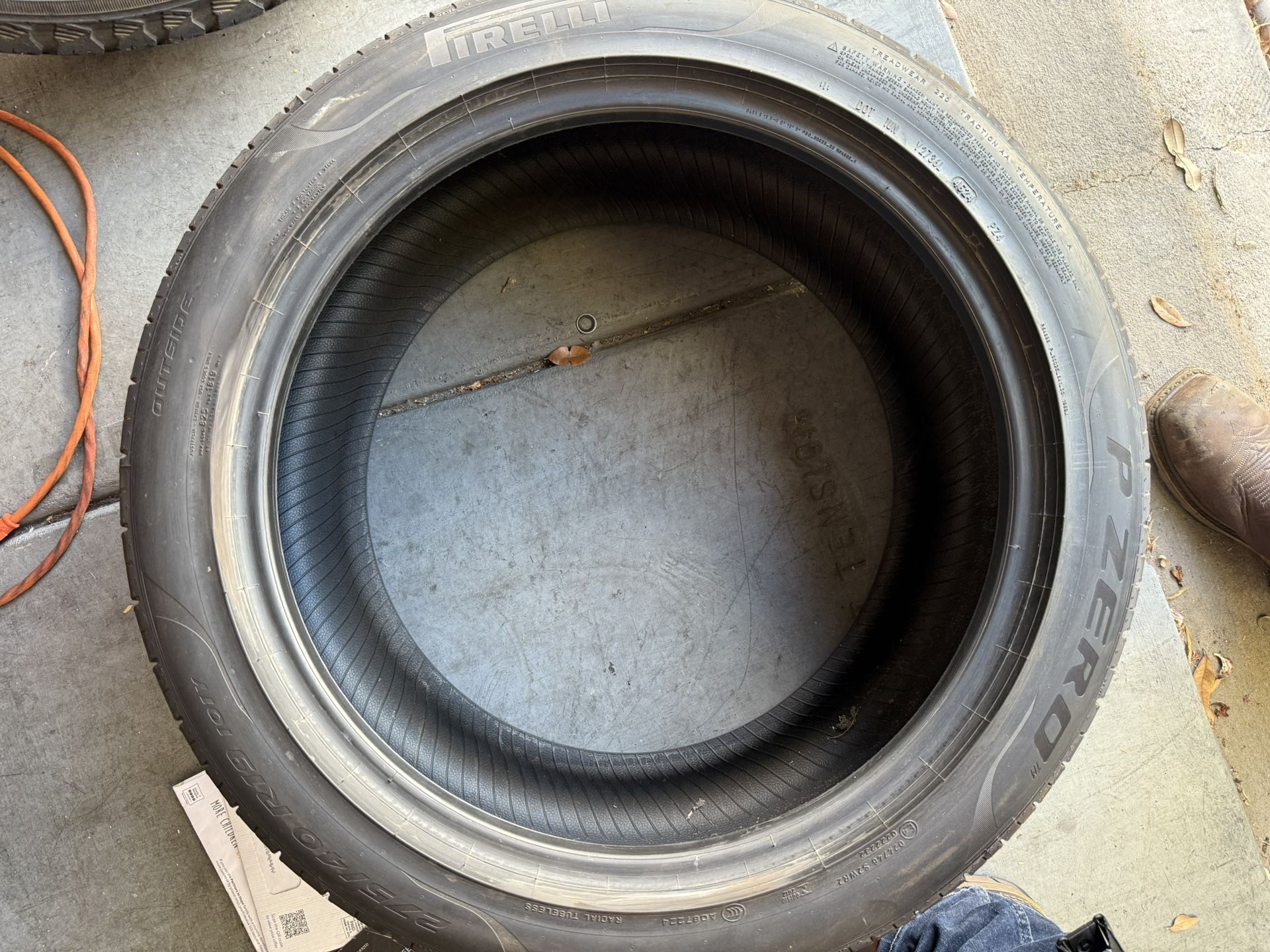 Pirelli 275/40/19