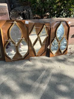 Mirror wall decoration