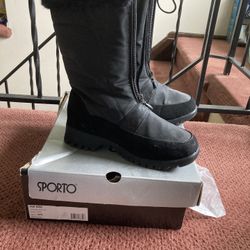 Snow Boots Size 7.5