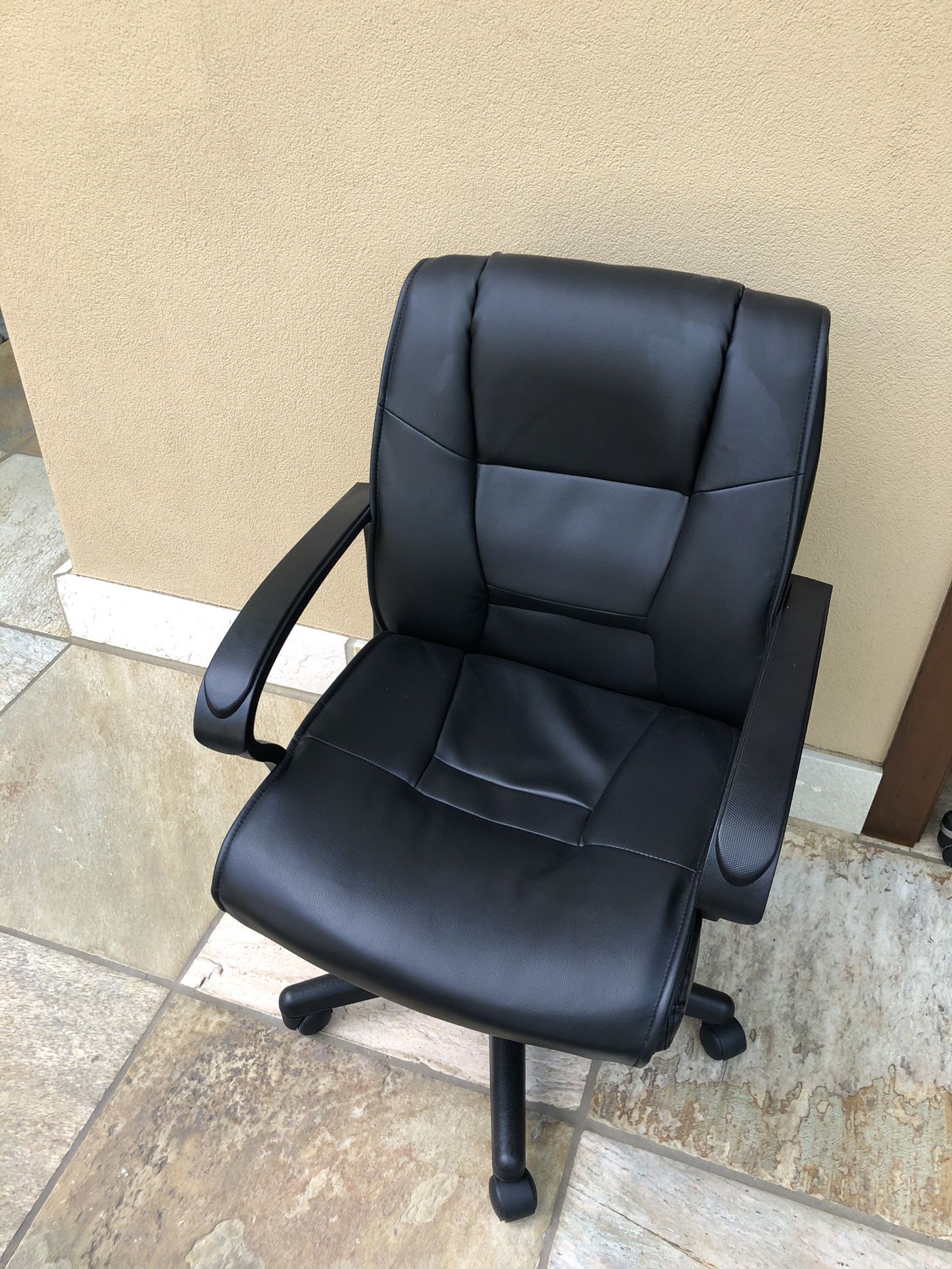 Office chair 20$