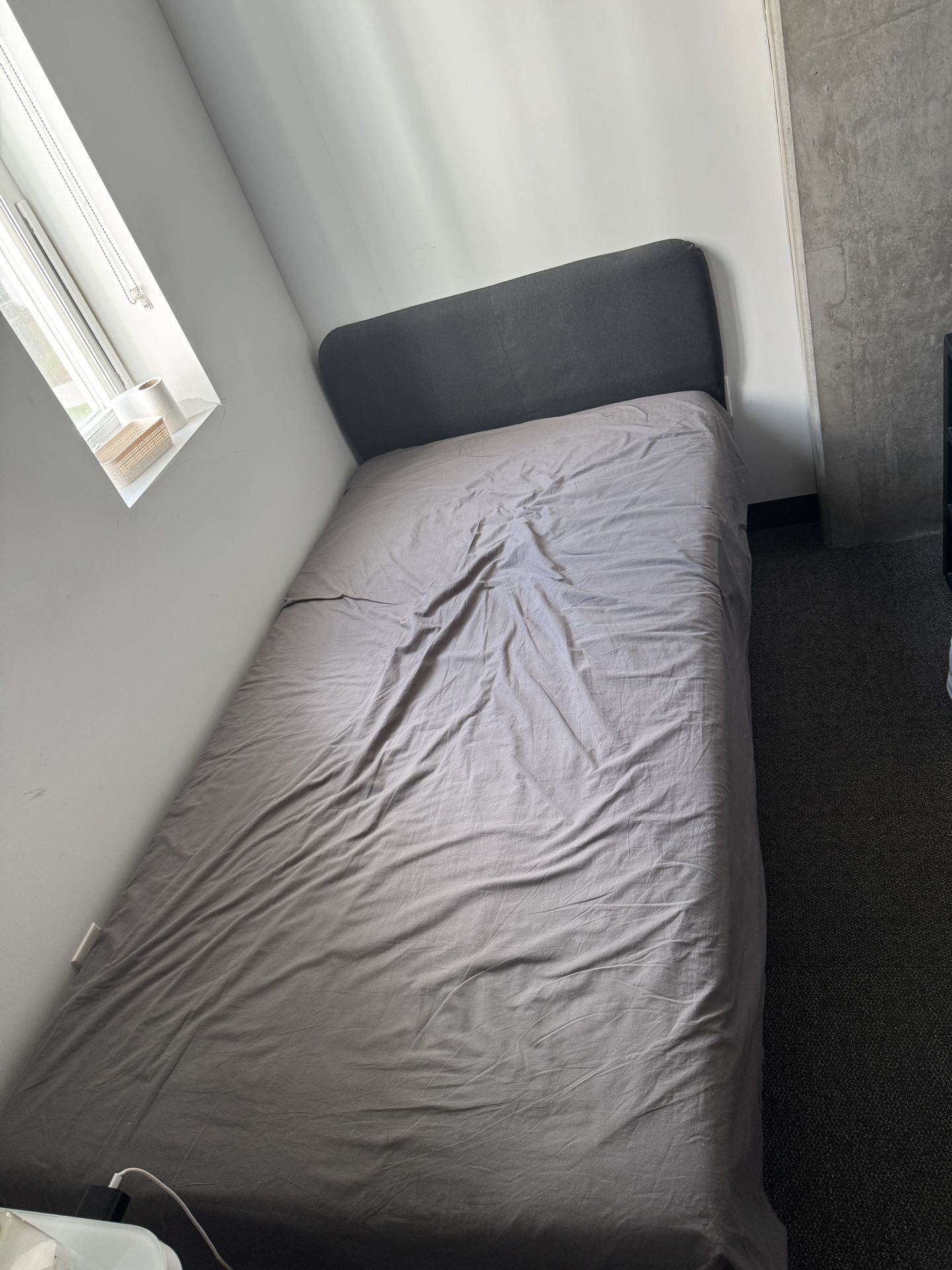 Twin Size Bed And Bed Frame