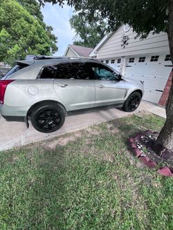 Cadillac  2012
