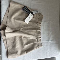 Never Worn Aritzia Babaton Skirt