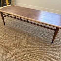 Lane Acclaim Coffee Table