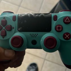 PS4  Controller 